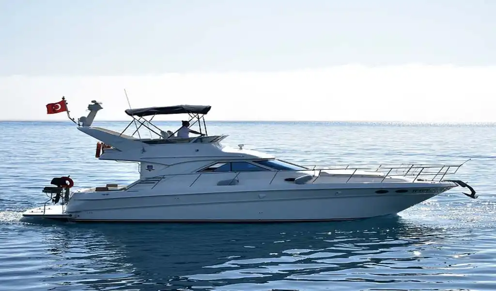 TU NAVY 1-YACHT